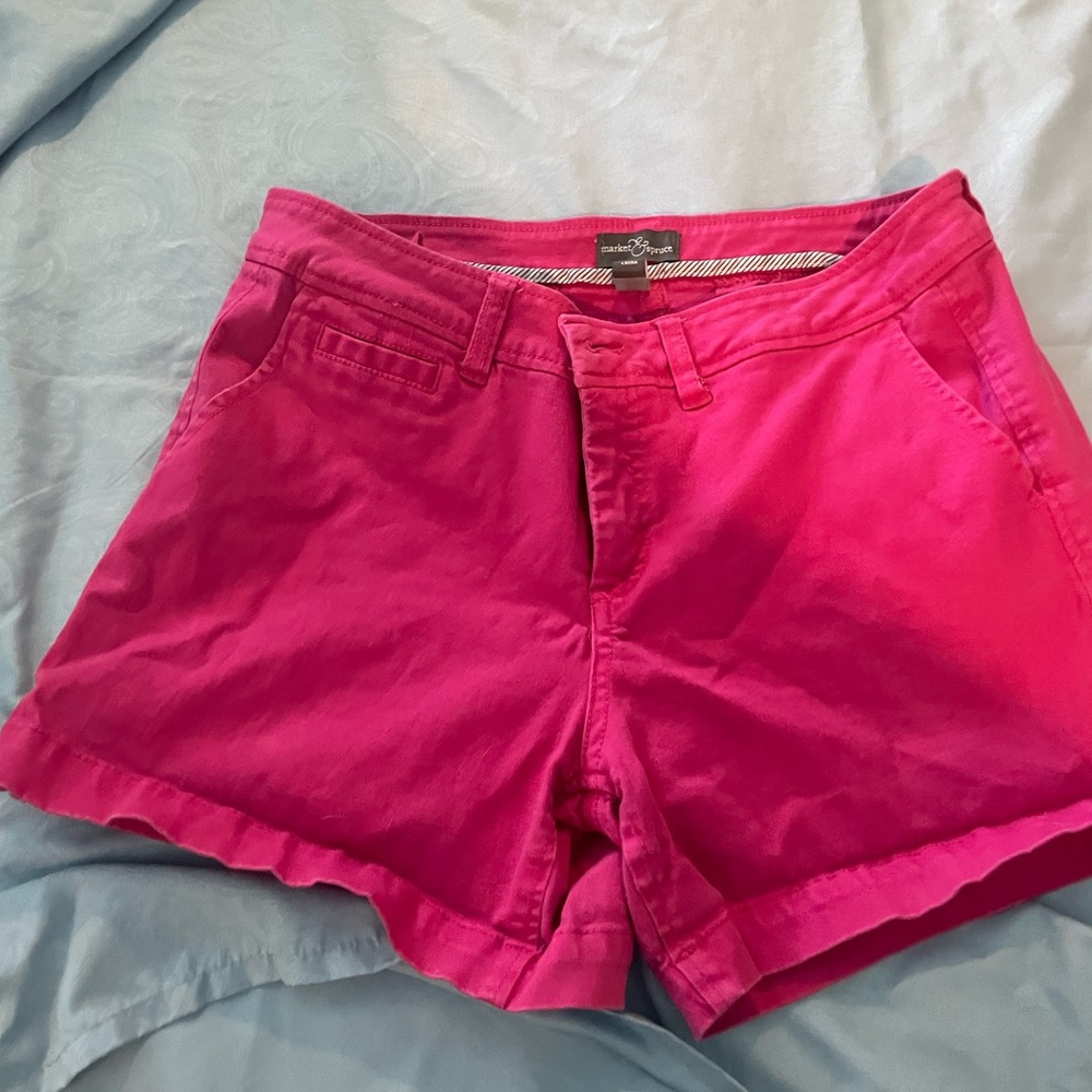 Market and Spruce size 6